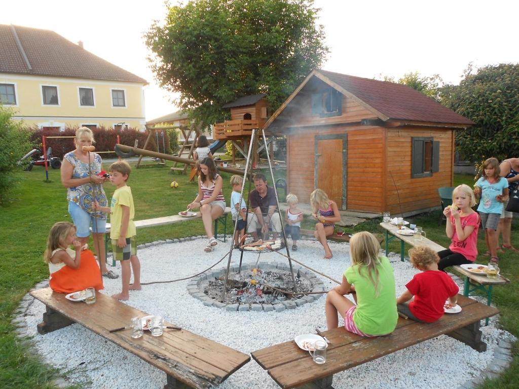 Familienbauernhof Strassbauer Villa Steinakirchen Am Forst Buitenkant foto