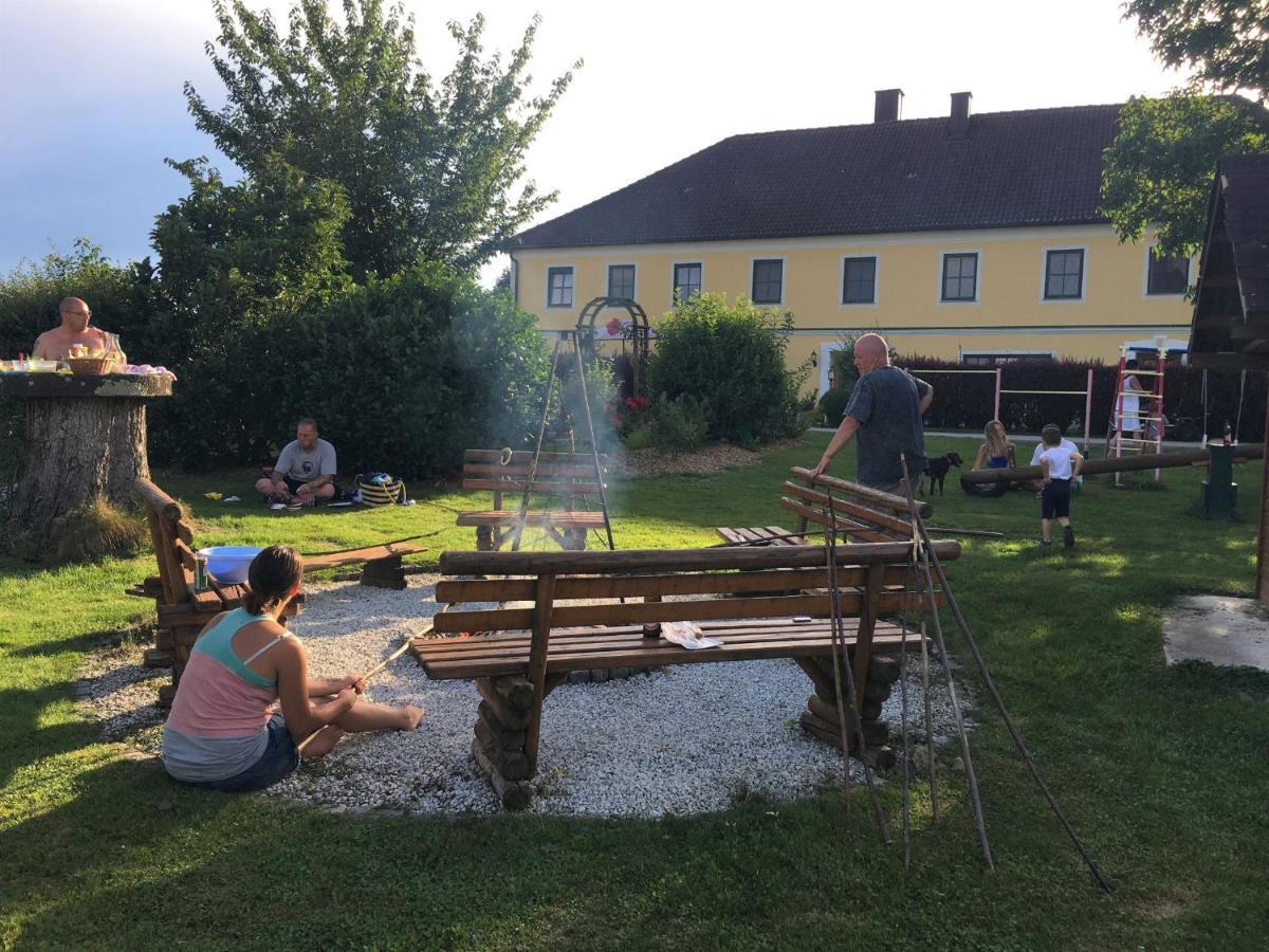 Familienbauernhof Strassbauer Villa Steinakirchen Am Forst Buitenkant foto